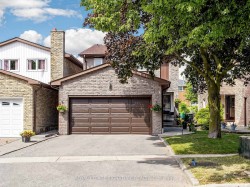83 Empringham Crescent  Markham, ON L3R 3E9