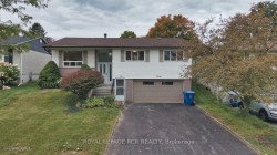 364 Dixon Boulevard  Newmarket, ON L3Y 5C4