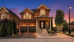30 Fairmont Ridge Trail  King, ON L7B 0A5