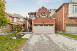 19 Ballymore Drive  Aurora, ON L4G 7E6