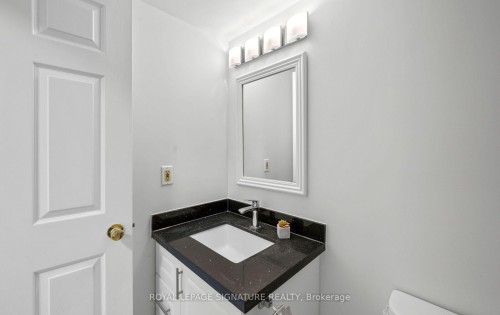202-175 Cedar Avenue, Richmond Hill, ON 