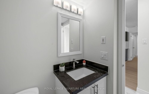 202-175 Cedar Avenue, Richmond Hill, ON 