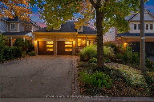 63 Woodroof Crescent , Aurora, ON L4G 7H4 2