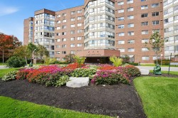 507-5 Weldrick Road W Richmond Hill, ON L4C 8S9