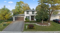 20 Cherry Blossom Lane Markham, ON L3T 3B9