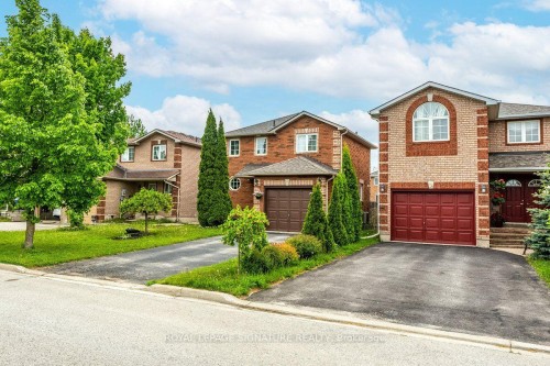 215 Turnbridge Road , Barrie, ON L4M 6R6 3