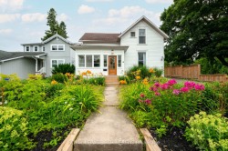 22 John Street Orangeville, ON L9W 2P1