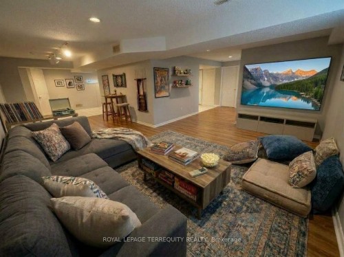 743 Fieldstone Road, Mississauga, ON 