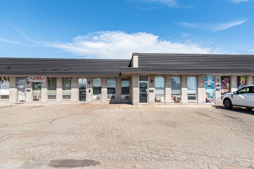 7-1260 Fewster Drive , Mississauga, ON L4W 1A5 3