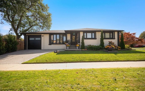 57 Sabrina Drive, Toronto, ON 