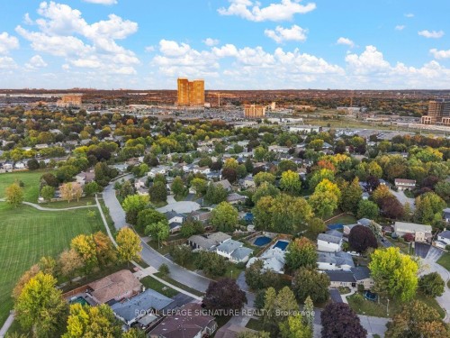 552 Brock Court, Milton, ON 