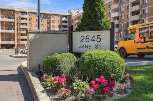 539-2645 Jane Street, Toronto, ON 