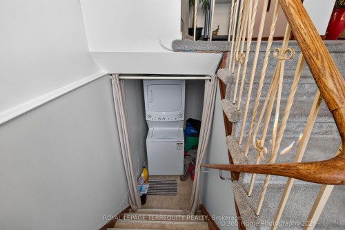 88 Central Parkway W, Mississauga, ON 