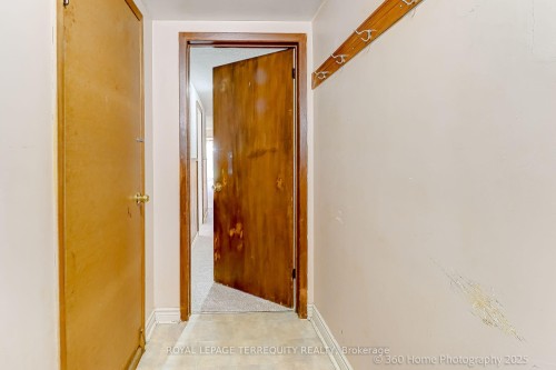 88 Central Parkway W, Mississauga, ON 