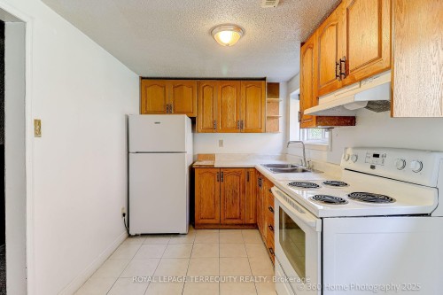 88 Central Parkway W, Mississauga, ON 