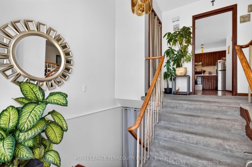 88 Central Parkway W, Mississauga, ON 