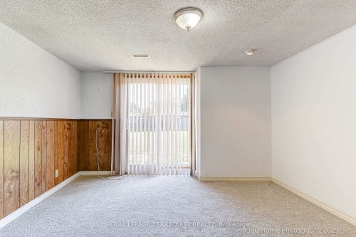 88 Central Parkway W, Mississauga, ON 