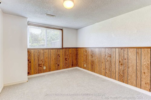 88 Central Parkway W, Mississauga, ON 