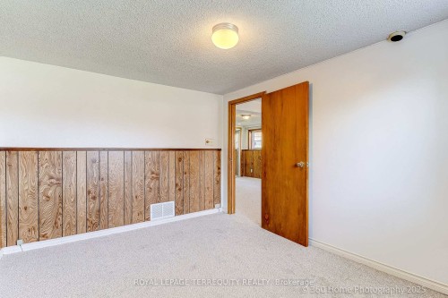 88 Central Parkway W, Mississauga, ON 