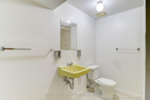 88 Central Parkway W, Mississauga, ON 