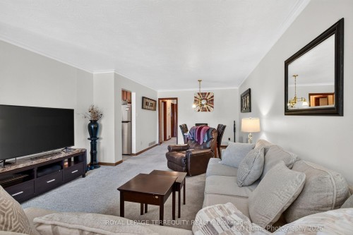 88 Central Parkway W, Mississauga, ON 