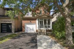 106 Heartleaf Crescent Brampton, ON L7A 2B9