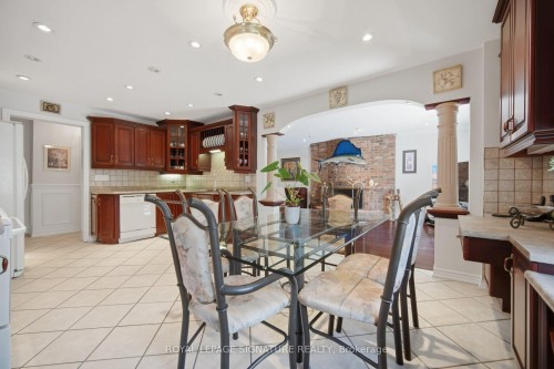 2130 Autumn Breeze Drive N, Mississauga, ON 