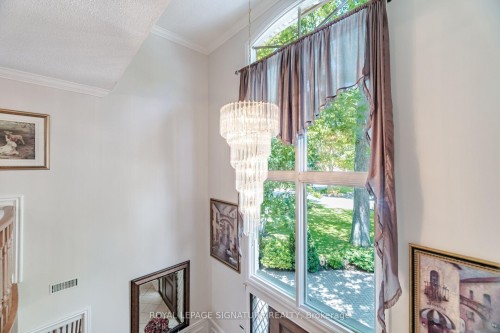 2130 Autumn Breeze Drive N, Mississauga, ON 