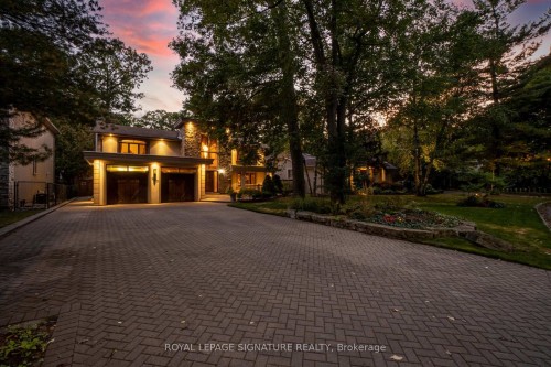 2130 Autumn Breeze Drive N, Mississauga, ON 