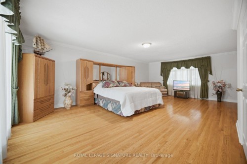 2130 Autumn Breeze Drive N, Mississauga, ON 