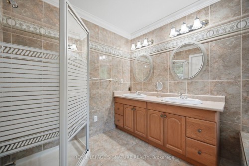 2130 Autumn Breeze Drive N, Mississauga, ON 