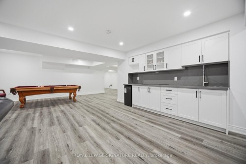 2130 Autumn Breeze Drive N, Mississauga, ON 