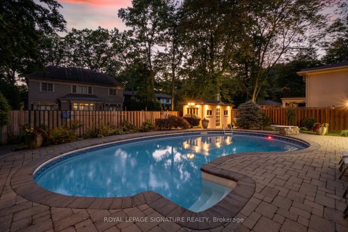 2130 Autumn Breeze Drive N, Mississauga, ON 