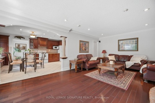 2130 Autumn Breeze Drive N, Mississauga, ON 