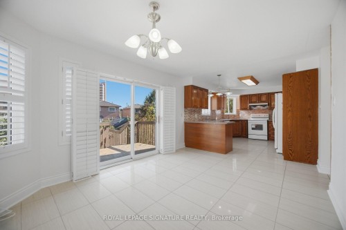 306 Cossack Court, Mississauga, ON 