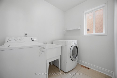 306 Cossack Court, Mississauga, ON 