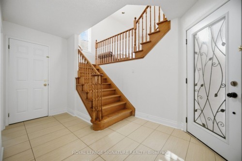 306 Cossack Court, Mississauga, ON 