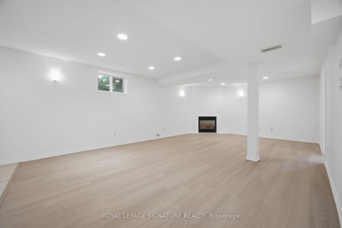 306 Cossack Court, Mississauga, ON 