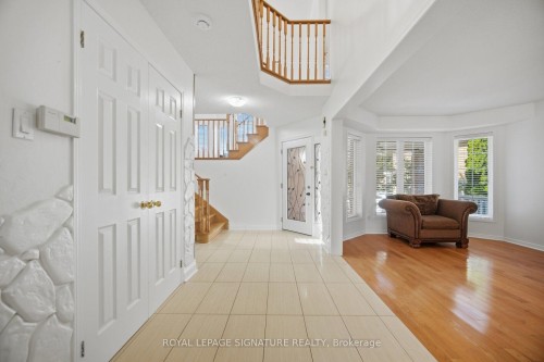 306 Cossack Court, Mississauga, ON 