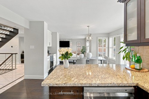 3956 Chadburn Crescent, Mississauga, ON 
