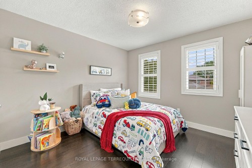 3956 Chadburn Crescent, Mississauga, ON 