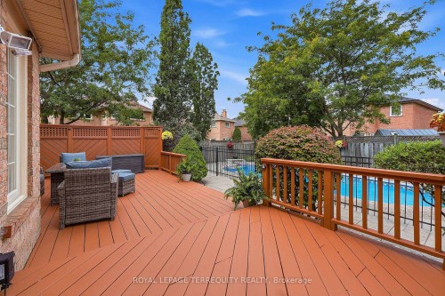 3956 Chadburn Crescent, Mississauga, ON 