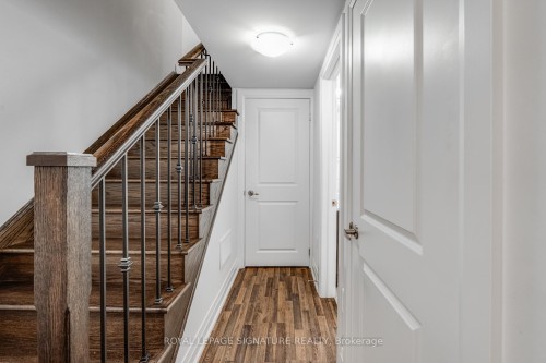 Main/Lower-59 Creekbank Road , Toronto, ON M6L 0A4 4
