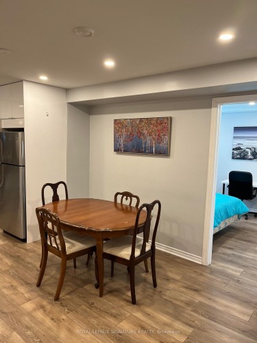 Bsmt-21 Melbert Road , Toronto, ON M9C 3P5 4