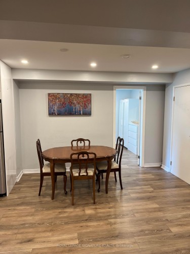 Bsmt-21 Melbert Road , Toronto, ON M9C 3P5 5