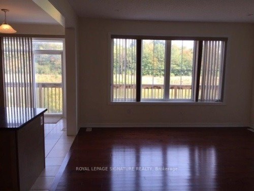 Upper-53 Victoriaville Road , Brampton, ON L6X 5J3 2