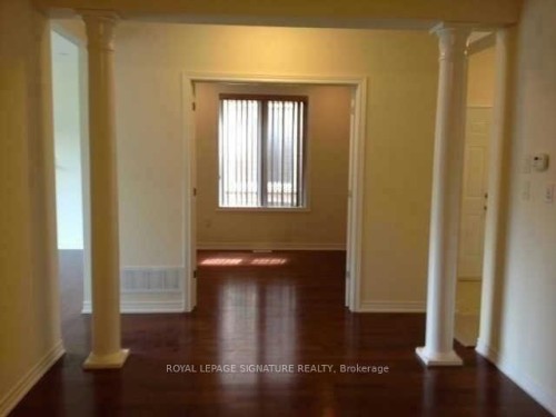 Upper-53 Victoriaville Road , Brampton, ON L6X 5J3 4