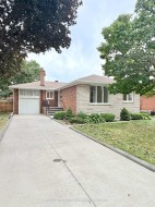 Main-3 Avery Avenue  Toronto, ON M9C 1K1