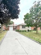 Basement-3 Avery Avenue  Toronto, ON M9C 1K1