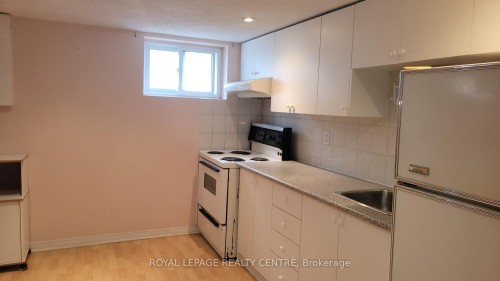 7 Earl Street, Mississauga, ON 
